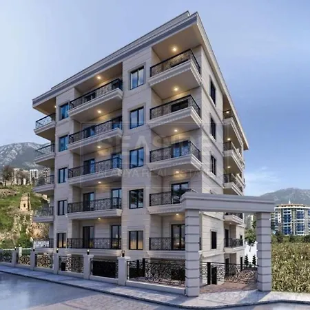 Apartment 1 Bedroom Apartment, 500m To The Beach,
