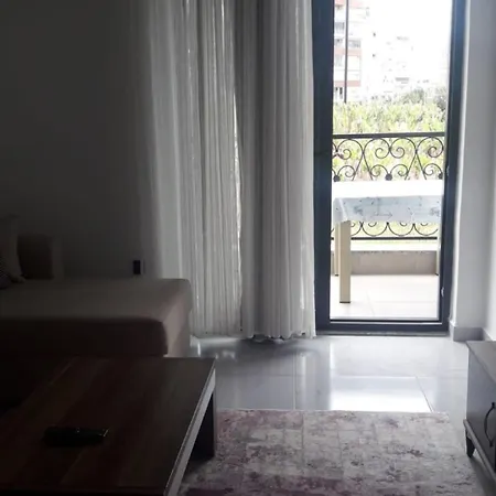 1 Bedroom Apartment, 500m To The Beach, Appartement *